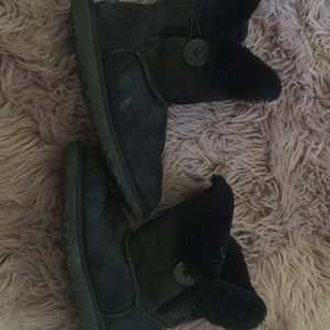 Black expensive ugg boots